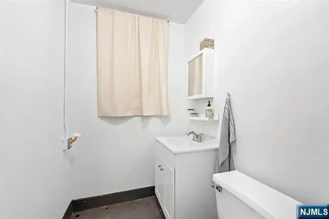 338 Montgomery Street Jersey City NJ 07302