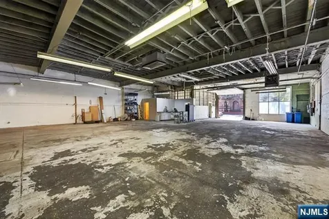 338 Montgomery Street Jersey City NJ 07302