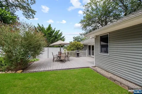 180 Rafkind Road Bloomingdale NJ 07403