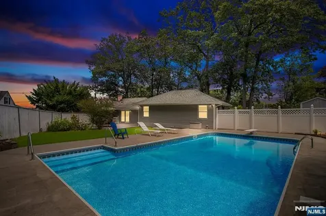 180 Rafkind Road Bloomingdale NJ 07403