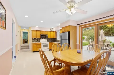 180 Rafkind Road Bloomingdale NJ 07403
