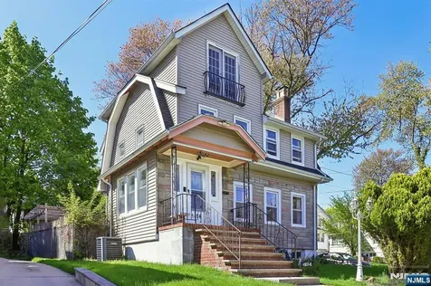 1494 Endicott Terrace Teaneck NJ 07666