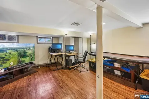 1494 Endicott Terrace Teaneck NJ 07666