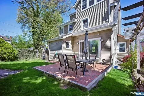 1494 Endicott Terrace Teaneck NJ 07666