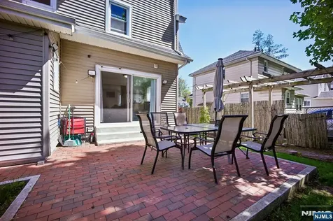 1494 Endicott Terrace Teaneck NJ 07666