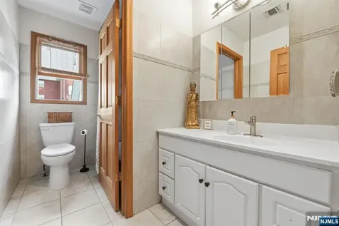 16 Arlington Boulevard North Arlington NJ 07031