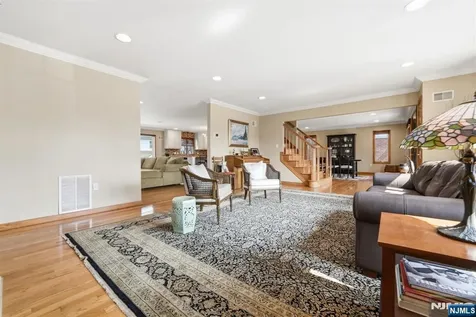 16 Arlington Boulevard North Arlington NJ 07031