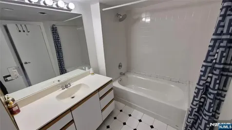 55 Clinton Place Hackensack NJ 07601