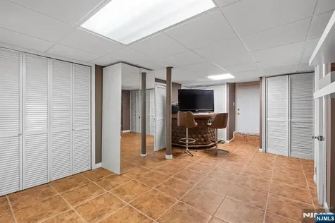 240 Ivy Kearny NJ 07032