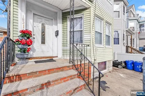 183 Walnut Street Paterson NJ 07522