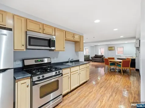 70 S Munn Avenue East Orange NJ 07018