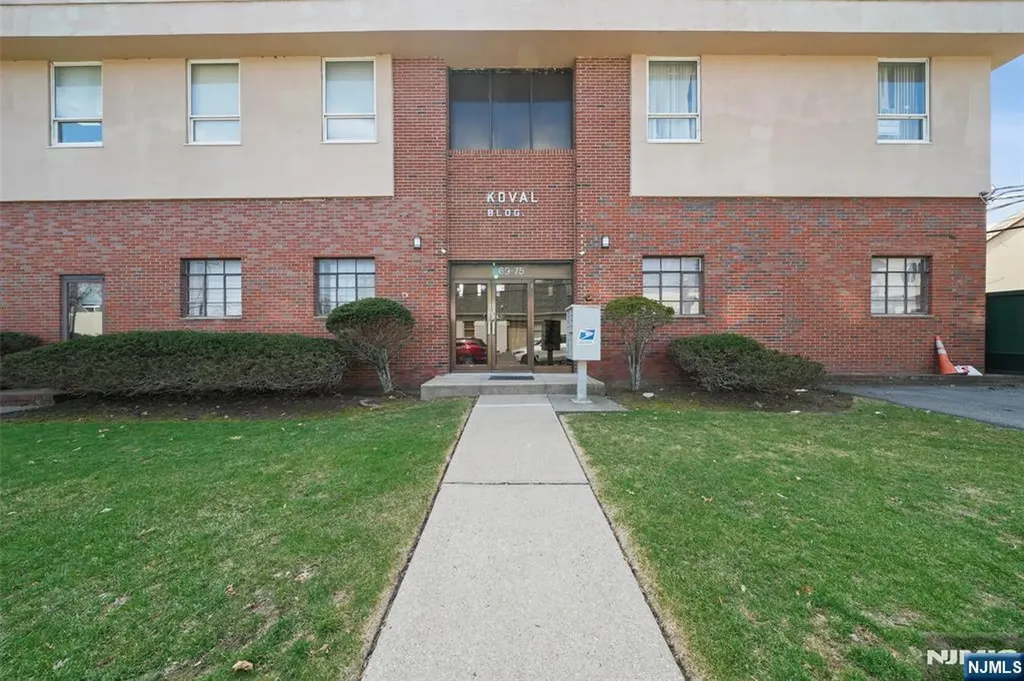75 Armour Place Dumont NJ 07628