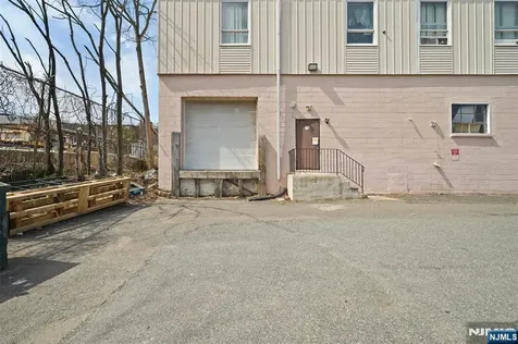 75 Armour Place Dumont NJ 07628