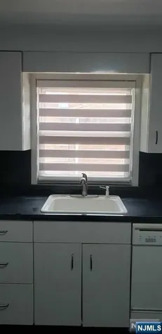 404 9th Street Palisades Park NJ 07650