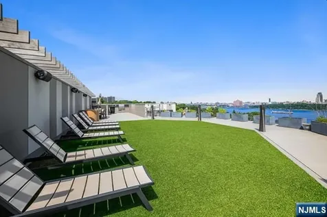 320 Adolphus Avenue Cliffside Park NJ 07010