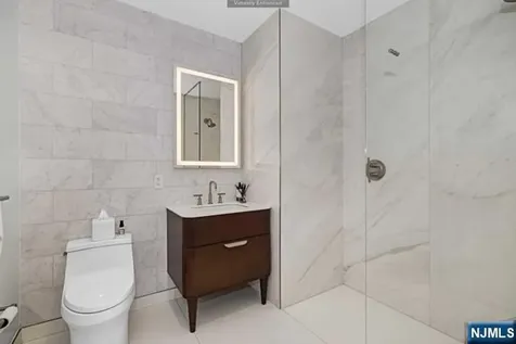 320 Adolphus Avenue Cliffside Park NJ 07010