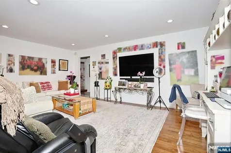 22 Mountain Avenue Westwood NJ 07675