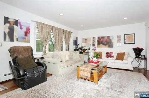 22 Mountain Avenue Westwood NJ 07675