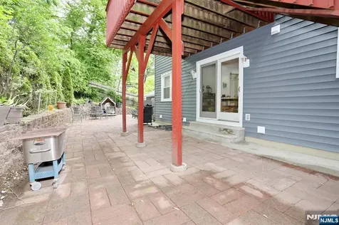 22 Mountain Avenue Westwood NJ 07675