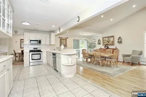 655 Ridgewood Road Twp Of Washington NJ 07676