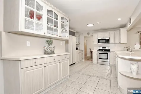 655 Ridgewood Road Twp Of Washington NJ 07676