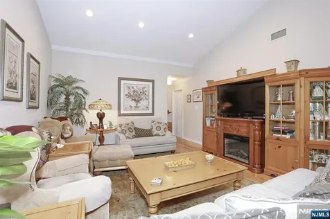 655 Ridgewood Road Twp Of Washington NJ 07676