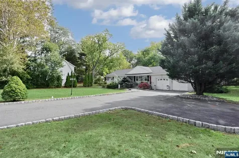655 Ridgewood Road Twp Of Washington NJ 07676