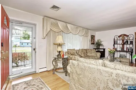 655 Ridgewood Road Twp Of Washington NJ 07676