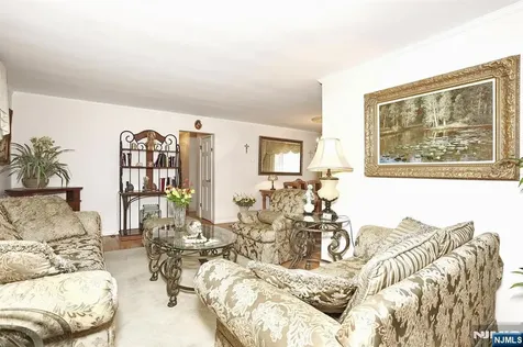 655 Ridgewood Road Twp Of Washington NJ 07676