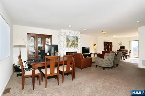16 Alana Drive Hawthorne NJ 07506
