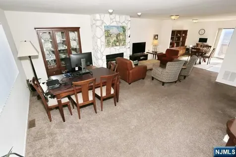 16 Alana Drive Hawthorne NJ 07506