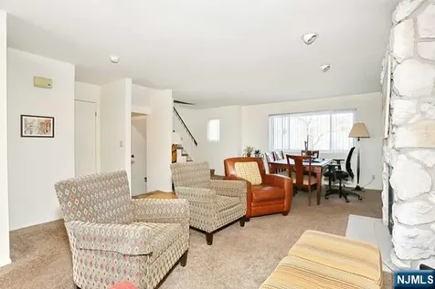 16 Alana Drive Hawthorne NJ 07506
