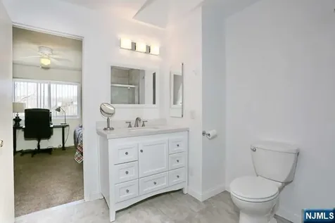 16 Alana Drive Hawthorne NJ 07506