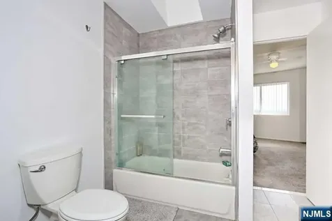 16 Alana Drive Hawthorne NJ 07506