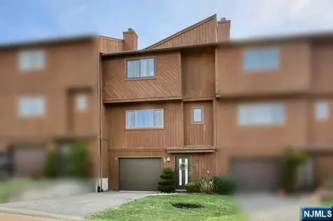 16 Alana Drive Hawthorne NJ 07506