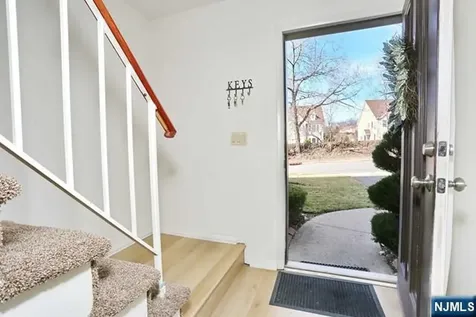 16 Alana Drive Hawthorne NJ 07506