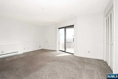 16 Alana Drive Hawthorne NJ 07506
