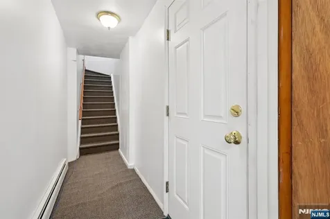 123 Midwood Road Paramus NJ 07652