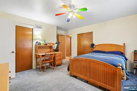 123 Midwood Road Paramus NJ 07652