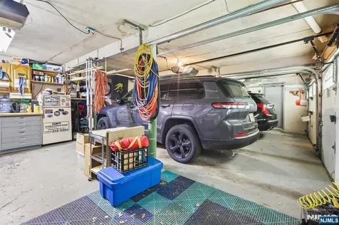 123 Midwood Road Paramus NJ 07652
