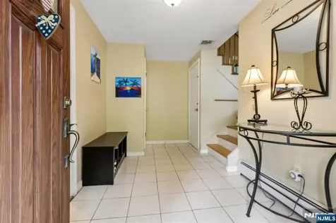 123 Midwood Road Paramus NJ 07652