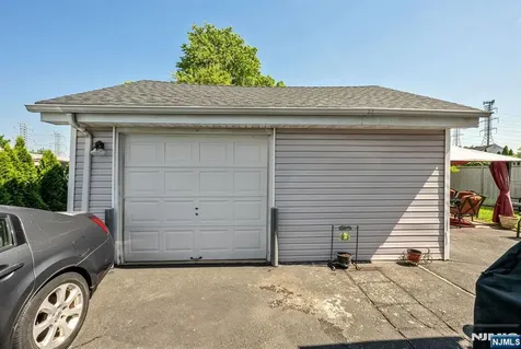 50 Chestnut Street Belleville NJ 07109