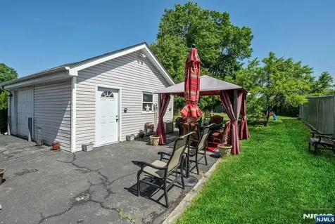 50 Chestnut Street Belleville NJ 07109