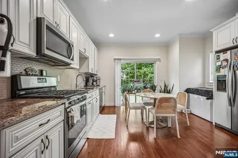 39 Grove Street Tenafly NJ 07670