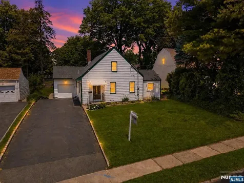 573 Conant Street Hillside NJ 07205