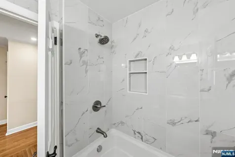 573 Conant Street Hillside NJ 07205