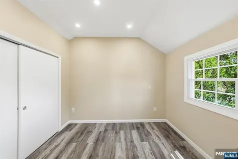573 Conant Street Hillside NJ 07205