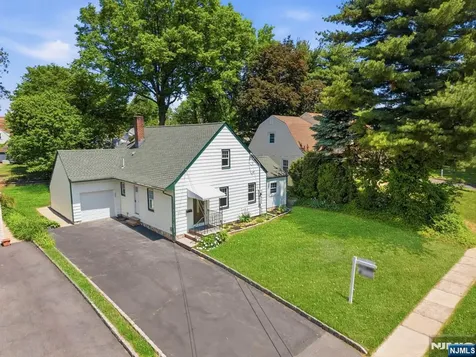 573 Conant Street Hillside NJ 07205
