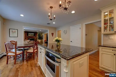 71 Cheshire Lane Ringwood NJ 07456