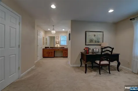71 Cheshire Lane Ringwood NJ 07456